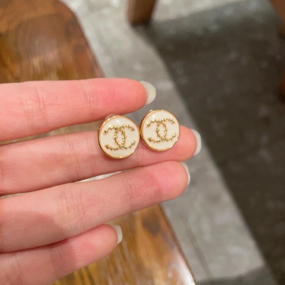 réplica,joyas,joyería,1:1,replica,fake,lujo,barato réplica,joyas,joyería,1:1,replica,fake,lujo,barato Pendientes Chanel Doble C de segunda mano (G6RPI)