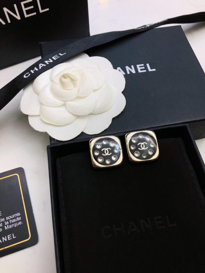 réplica,joyas,joyería,1:1,replica,fake,lujo,barato réplica,joyas,joyería,1:1,replica,fake,lujo,barato Pendientes acrílicos Chanel con cristales de Swarovski y diamantes cuadrados (9P18J)