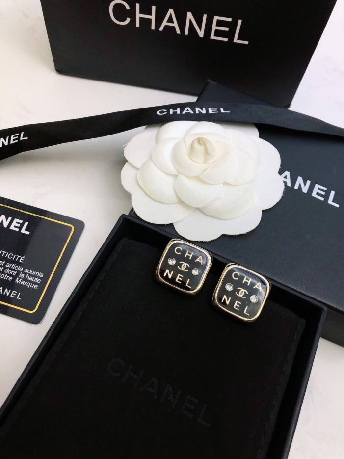 réplica,joyas,joyería,1:1,replica,fake,lujo,barato réplica,joyas,joyería,1:1,replica,fake,lujo,barato Pendientes acrílicos Chanel con cristales de Swarovski y diamantes cuadrados (OUZ2G)