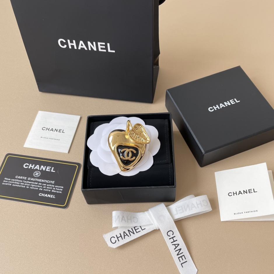 réplica,joyas,joyería,1:1,replica,fake,lujo,barato réplica,joyas,joyería,1:1,replica,fake,lujo,barato Broche de fresa negra Chanel New 25a (MTTA2)