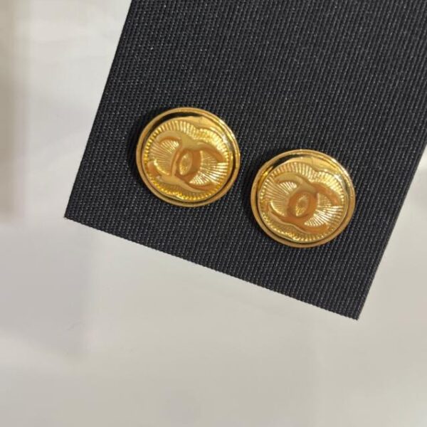 réplica,joyas,joyería,1:1,replica,fake,lujo,barato Pendientes Chanel 25P con frasco de perfume blanco y doble C en oro (B8V99)