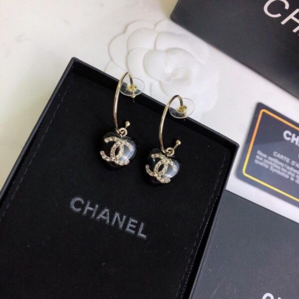 réplica,joyas,joyería,1:1,replica,fake,lujo,barato Nuevo broche de doble C retorcida con espejo plateado de Chanel, años 25 (JRQ9N)