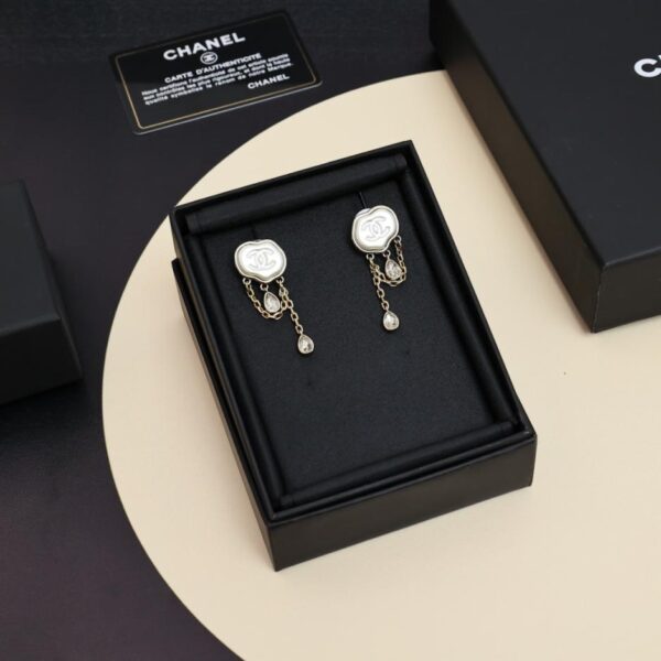 réplica,joyas,joyería,1:1,replica,fake,lujo,barato Pendientes Chanel con doble C de diamantes huecos (ZRJRL)