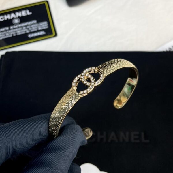 réplica,joyas,joyería,1:1,replica,fake,lujo,barato Pendientes Chanel de oro claro con doble C y diamantes de imitación en forma de concha y perla (36BYI)