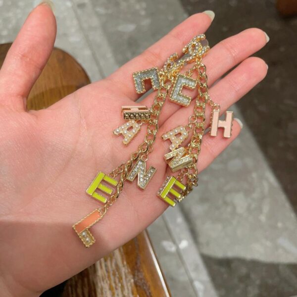 réplica,joyas,joyería,1:1,replica,fake,lujo,barato Pendientes Chanel Doble C de segunda mano (VS6AC)