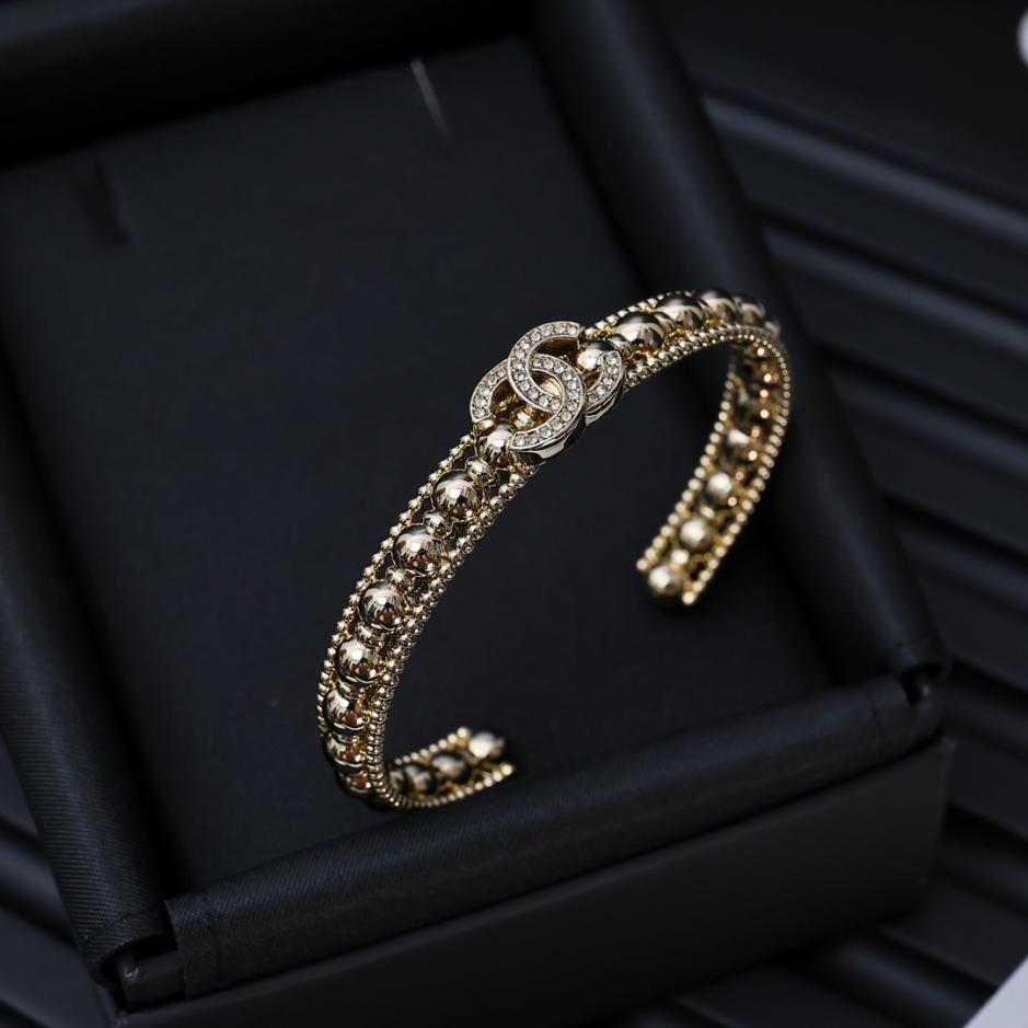 réplica,joyas,joyería,1:1,replica,fake,lujo,barato réplica,joyas,joyería,1:1,replica,fake,lujo,barato Pulsera de cuentas doradas de Chanel (3S4GH)