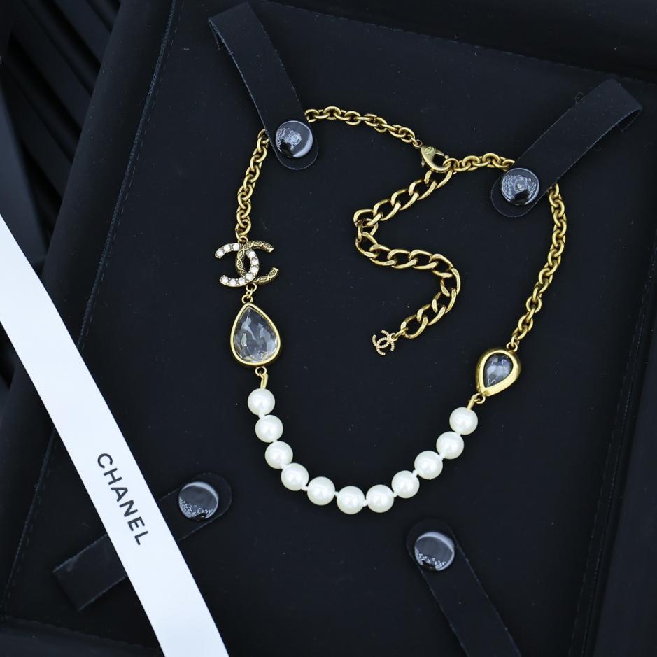 réplica,joyas,joyería,1:1,replica,fake,lujo,barato réplica,joyas,joyería,1:1,replica,fake,lujo,barato Collar de perlas Chanel 24 New Drop (UV0T1)