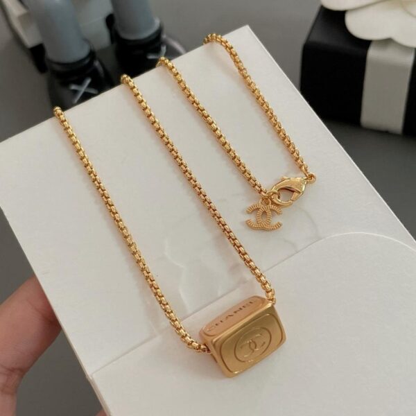réplica,joyas,joyería,1:1,replica,fake,lujo,barato Nuevo collar Chanel 25A con corazón de oro negro (LGSZQ)