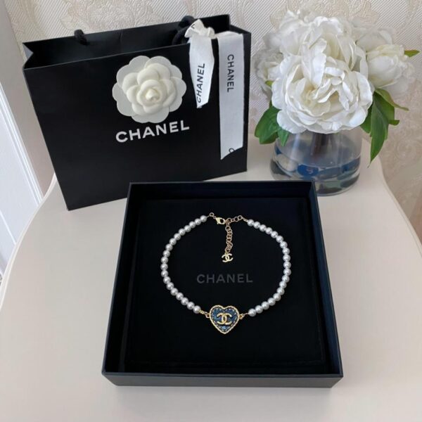réplica,joyas,joyería,1:1,replica,fake,lujo,barato Collar gargantilla de perlas doble C de cristal estrella de 25 peniques de Chanel, frasco de perfume, trébol de la suerte y cristal CC (QJAEZ)