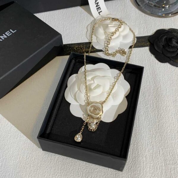 réplica,joyas,joyería,1:1,replica,fake,lujo,barato Pulsera Chanel 25P de oro nuevo con diamantes en forma de C y diseño de doble diamante, hueca y abierta (5V3J9)