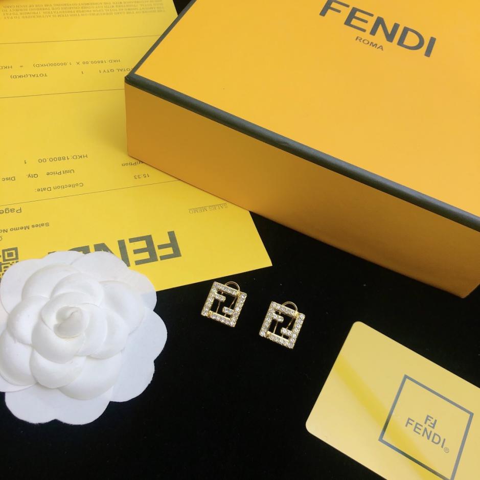 réplica,joyas,joyería,1:1,replica,fake,lujo,barato réplica,joyas,joyería,1:1,replica,fake,lujo,barato Pendientes con el nuevo logotipo de FENDI, alta personalización (ZUUD7)