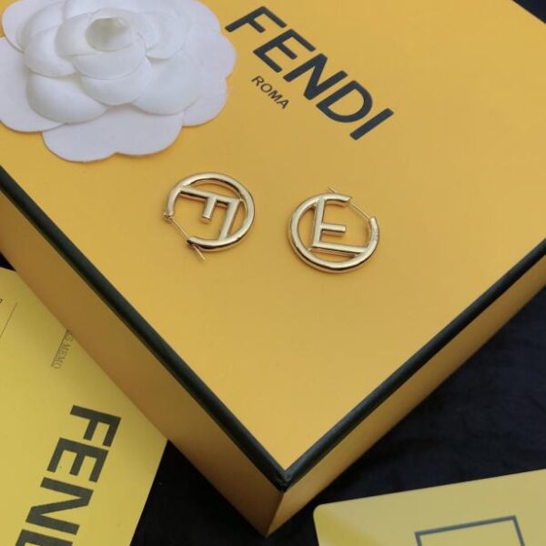 réplica,joyas,joyería,1:1,replica,fake,lujo,barato Pendientes con el nuevo logotipo de FENDI, alta personalización (1JXKI)