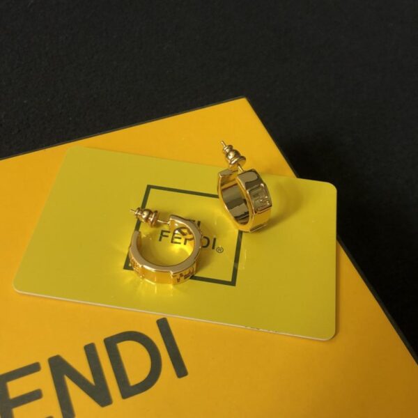 réplica,joyas,joyería,1:1,replica,fake,lujo,barato Pendientes FENDI de alta gama y personalización (R64QP)