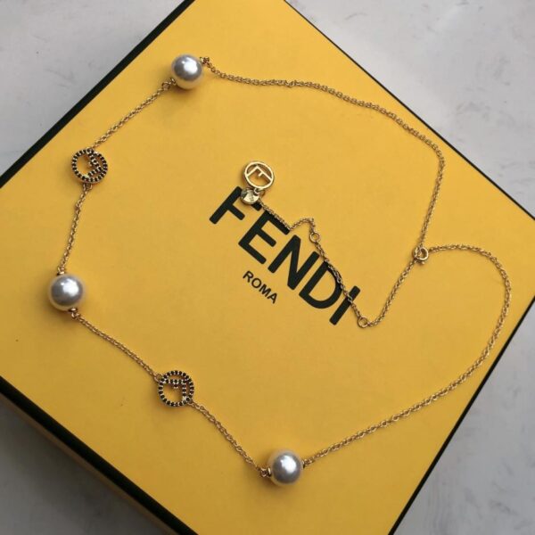 réplica,joyas,joyería,1:1,replica,fake,lujo,barato Nuevos pendientes con el logotipo de FENDI, alta personalización (6SIQ1)