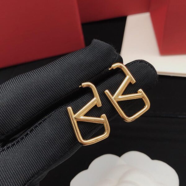 réplica,joyas,joyería,1:1,replica,fake,lujo,barato Pendientes de luna redonda de Valentino, último modelo, con diamantes, de latón ZP (WSJ5U)