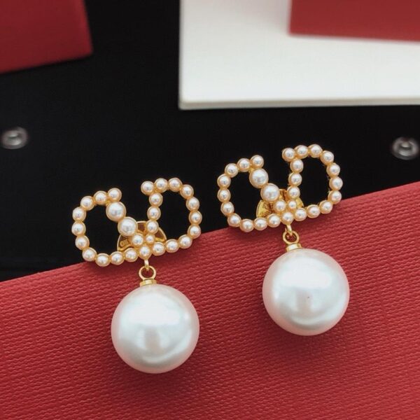 réplica,joyas,joyería,1:1,replica,fake,lujo,barato Pendientes Valentino de último modelo con ojo de caballo rojo y diamantes, fabricados en latón ZP (H1KKB)