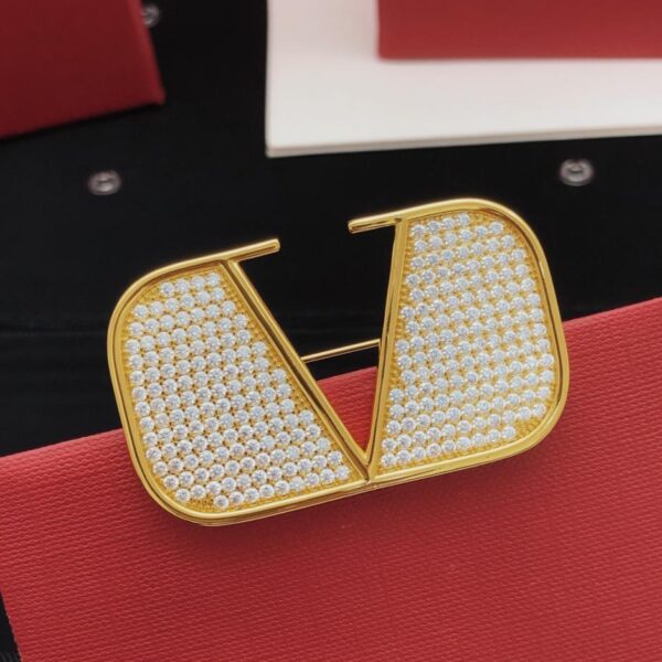 réplica,joyas,joyería,1:1,replica,fake,lujo,barato El último broche de diamantes de Valentino, hecho de latón ZP (T3NJZ)