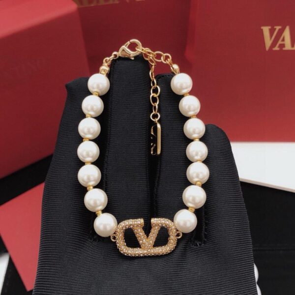 réplica,joyas,joyería,1:1,replica,fake,lujo,barato Pulsera Valentino de perlas y diamantes en forma de V (AV254)