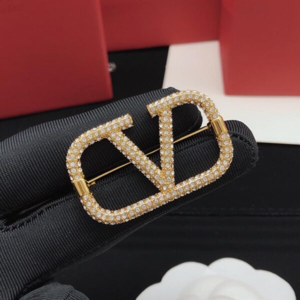 réplica,joyas,joyería,1:1,replica,fake,lujo,barato Broche Valentino en forma de V con diamantes (RWTS1)