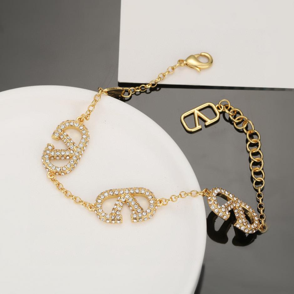 réplica,joyas,joyería,1:1,replica,fake,lujo,barato réplica,joyas,joyería,1:1,replica,fake,lujo,barato Pulsera de oro Valentino Igual que el contador (YVJA2)