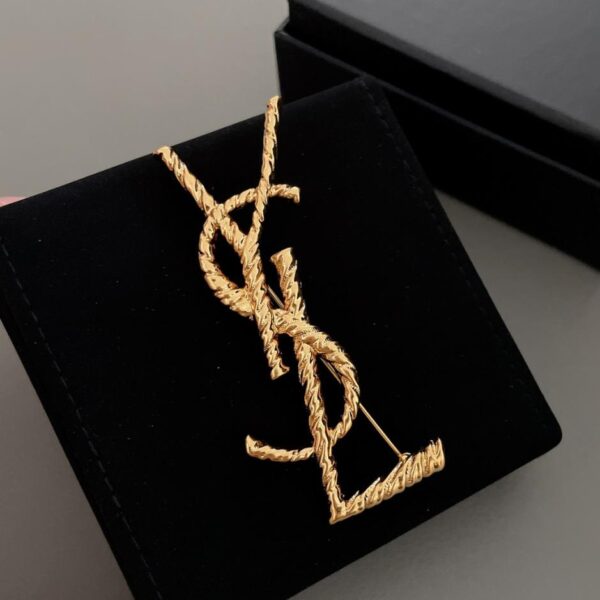 réplica,joyas,joyería,1:1,replica,fake,lujo,barato Broche con patrón trenzado YS1 (70P6I)