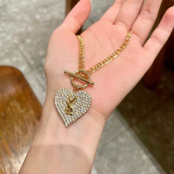 réplica,joyas,joyería,1:1,replica,fake,lujo,barato El último collar original de diamantes con la carta de amor de YSL y su logotipo (KYJ8B)