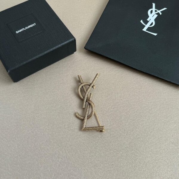 réplica,joyas,joyería,1:1,replica,fake,lujo,barato Broche con letra de YSL (V3F1I)