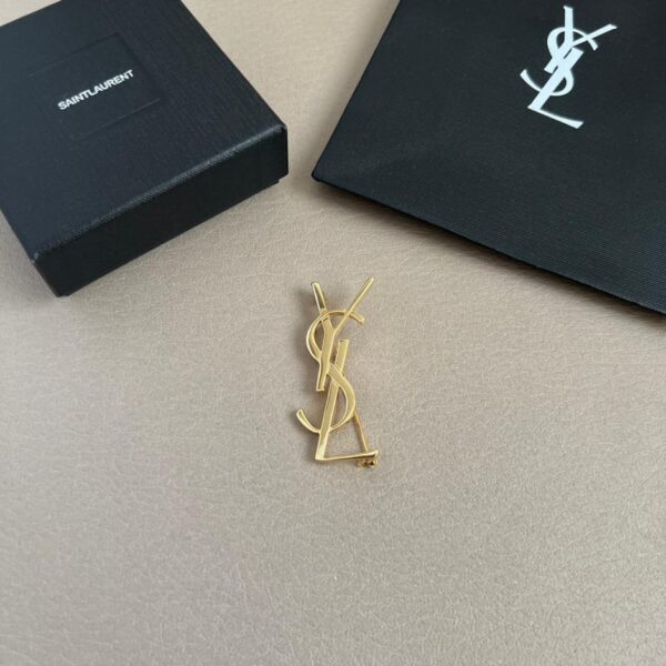 réplica,joyas,joyería,1:1,replica,fake,lujo,barato Broche con letra de YSL (V5GAH)
