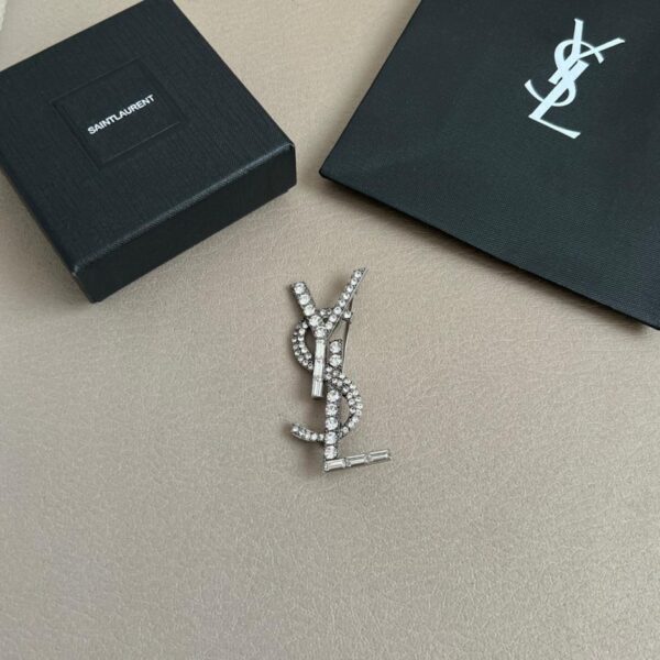 réplica,joyas,joyería,1:1,replica,fake,lujo,barato Broche con letra de YSL (XASRM)