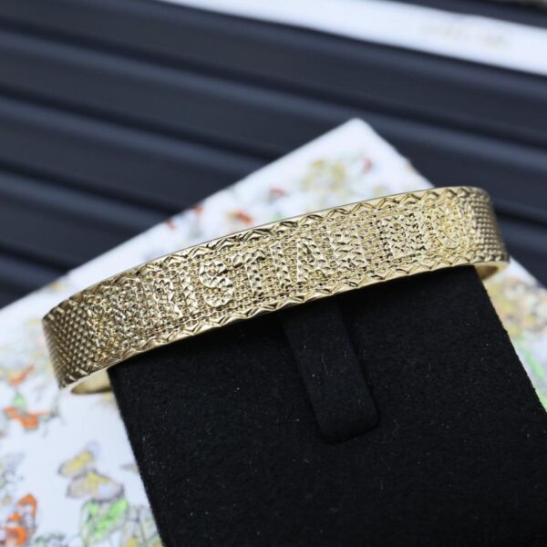 réplica,joyas,joyería,1:1,replica,fake,lujo,barato Pulsera Dior New Brushed con letras (QCR40)