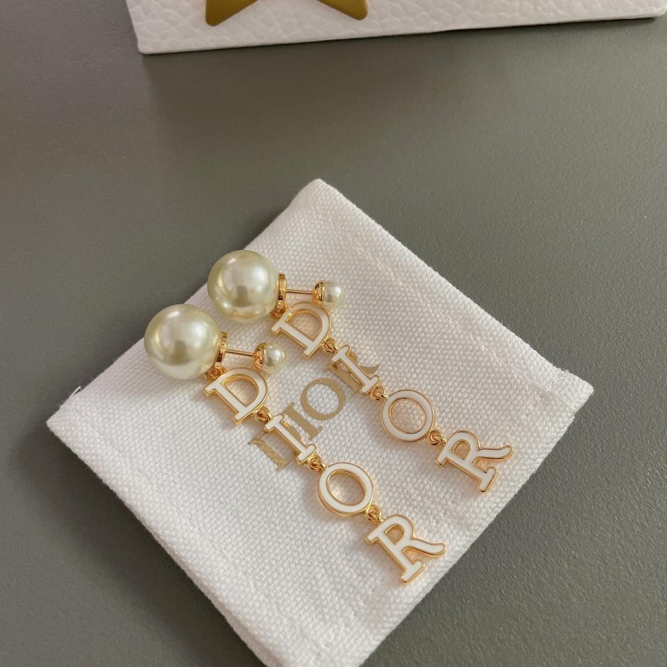 réplica,joyas,joyería,1:1,replica,fake,lujo,barato réplica,joyas,joyería,1:1,replica,fake,lujo,barato Pendientes de perla con letras de Dior (GWOQ6)