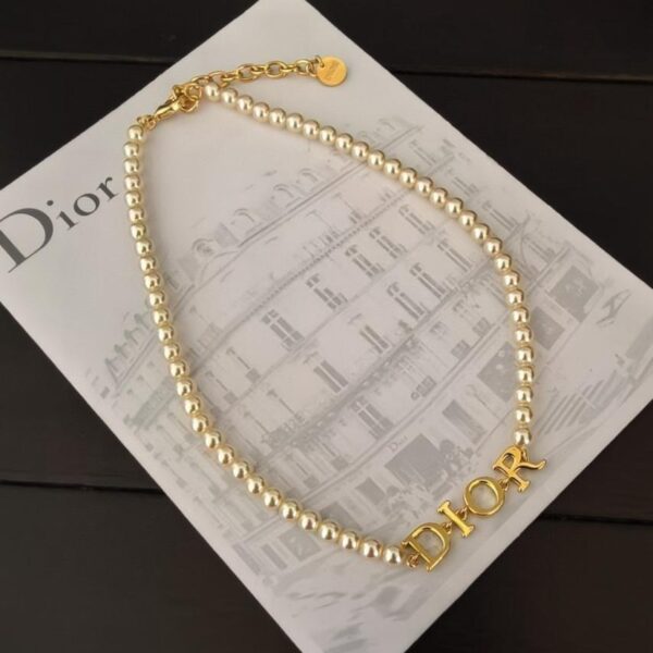 réplica,joyas,joyería,1:1,replica,fake,lujo,barato Collar de perlas con letras de Dior, el último modelo de latón ZP (SF1VH)