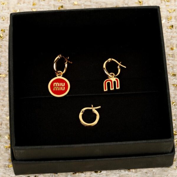 réplica,joyas,joyería,1:1,replica,fake,lujo,barato Pendientes Miu Miu (UYY1M)