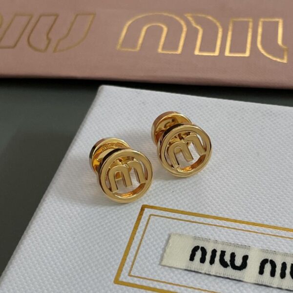 réplica,joyas,joyería,1:1,replica,fake,lujo,barato Pendientes Miu Miu con forma de m hueca (KIWAA)