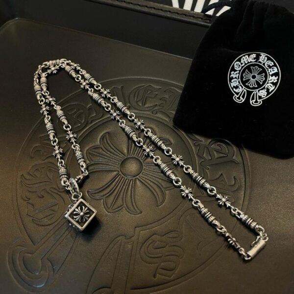 réplica,joyas,joyería,1:1,replica,fake,lujo,barato Nuevo collar clásico vintage de Chrome Hearts con colgante de cruz de dragón (WAKQQ) de alta calidad.