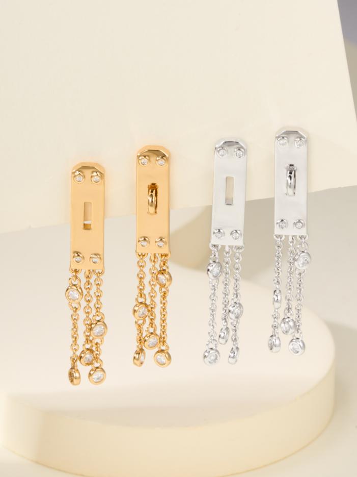 réplica,joyas,joyería,1:1,replica,fake,lujo,barato réplica,joyas,joyería,1:1,replica,fake,lujo,barato Nuevos pendientes con borlas Hermes Kelly (TL9QG)