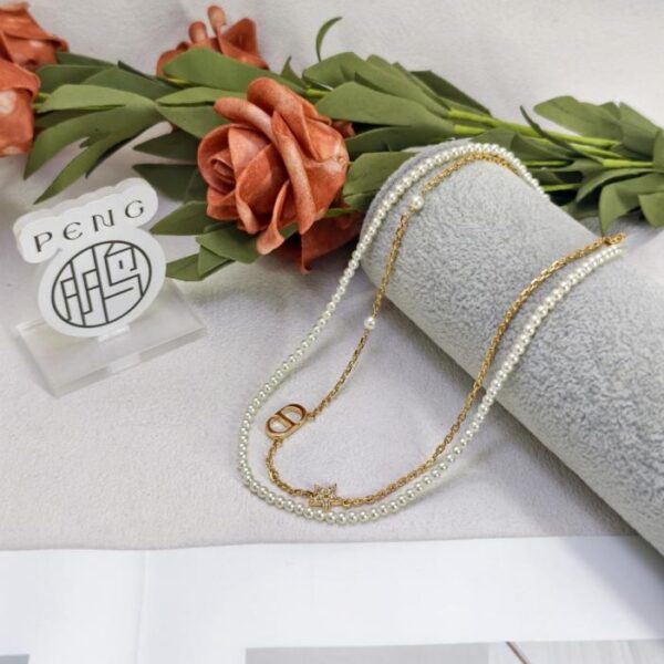 réplica,joyas,joyería,1:1,replica,fake,lujo,barato Collar de perlas de doble círculo Dior, versión de mostrador, nuevo modelo, perlas Swarovski de latón de alta calidad (2HCBO)