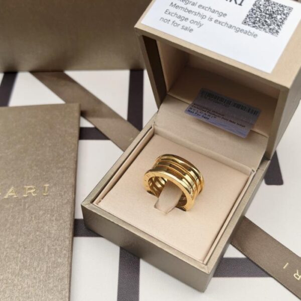 réplica,joyas,joyería,1:1,replica,fake,lujo,barato Versión de mostrador Bulgari anillo de resorte versión ancha v oro actualización material plata v oro producción (L53DU)