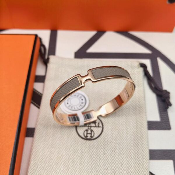 réplica,joyas,joyería,1:1,replica,fake,lujo,barato Versión contadora Pulsera de cuero azul oscuro Hermès nueva versión mejorada (V42RZ)