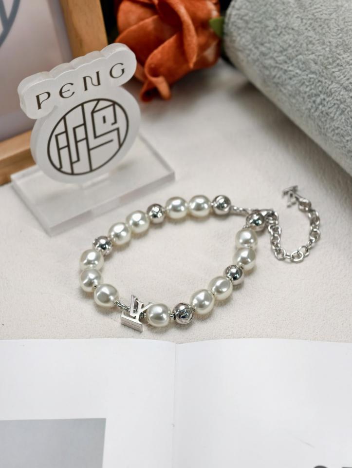 réplica,joyas,joyería,1:1,replica,fake,lujo,barato réplica,joyas,joyería,1:1,replica,fake,lujo,barato Pulsera de perlas nueva LV (DU64M)