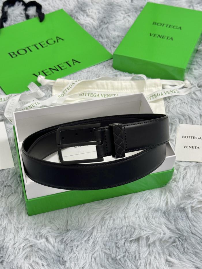 réplica,joyas,joyería,1:1,replica,fake,lujo,barato réplica,joyas,joyería,1:1,replica,fake,lujo,barato BOTTEGA VENETA 3,5 cm Piel de vaca tejida a mano (WM1VF)