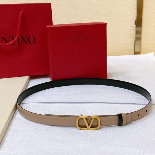 réplica,joyas,joyería,1:1,replica,fake,lujo,barato Cinturón reversible de piel de becerro brillante con hebilla clásica de latón VALENTINO GARAVANI VLOGO SIGNATURE (N5AP2)