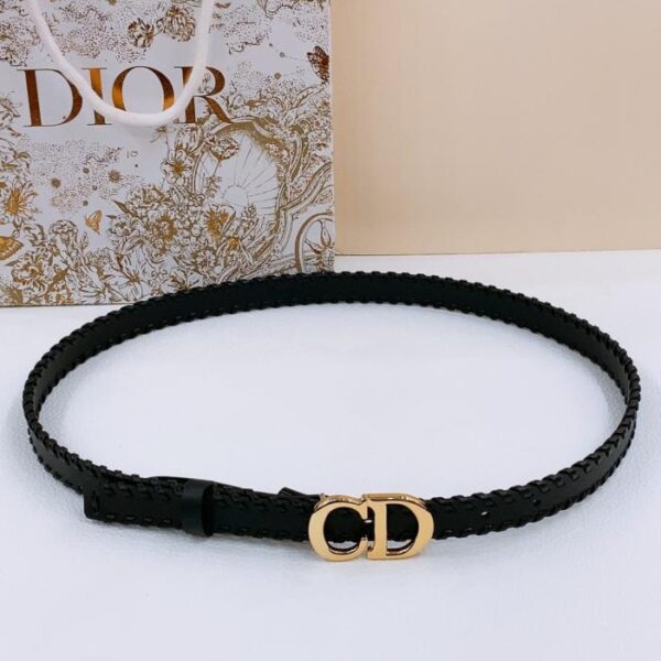 réplica,joyas,joyería,1:1,replica,fake,lujo,barato Cinturón Dior Saddle de piel lisa negra de 20 mm con diseño de estrella Montaigne CD (M2MQX)