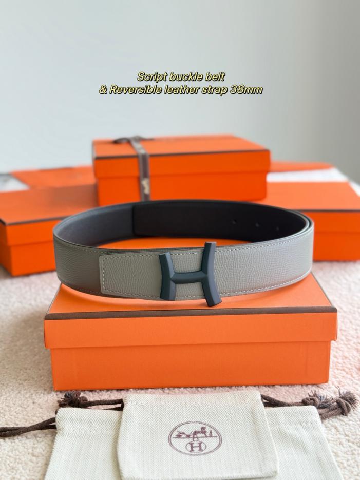réplica,joyas,joyería,1:1,replica,fake,lujo,barato réplica,joyas,joyería,1:1,replica,fake,lujo,barato Cinturón para hombre SCRIPT de 38 mm con herrajes premium y cuero Epsom importado en negro y gris Cumulonimbus (D6D5I)