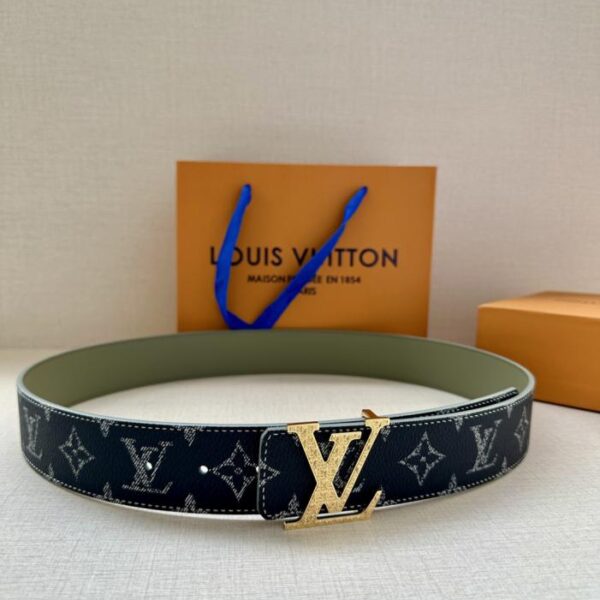 réplica,joyas,joyería,1:1,replica,fake,lujo,barato Cinturón reversible LV Initiales, ancho 4.0 (T8NYL)