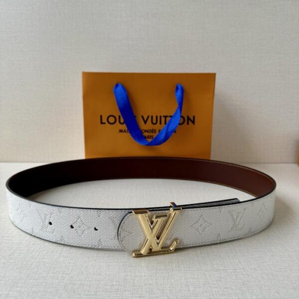 réplica,joyas,joyería,1:1,replica,fake,lujo,barato Cinturón reversible LV Dimension Monogram Heritage de 4.0 de ancho (NBX9M)