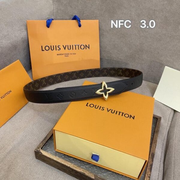 réplica,joyas,joyería,1:1,replica,fake,lujo,barato Cinturón reversible Louis Vuitton de 3,0 cm (NEJTS)