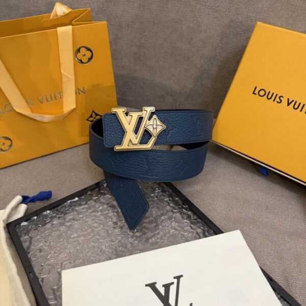 réplica,joyas,joyería,1:1,replica,fake,lujo,barato Cinturón reversible LV Dimension 4.0 con iniciales LV grabadas en cuero y monograma floral (SUAN0)