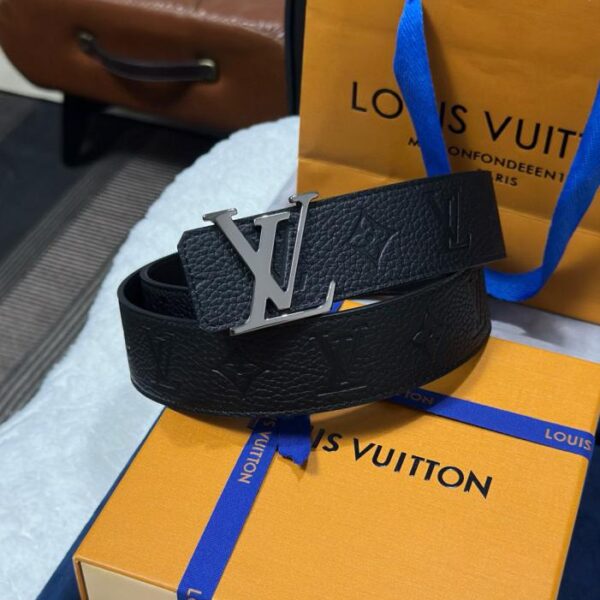 réplica,joyas,joyería,1:1,replica,fake,lujo,barato Bolso Louis Vuitton Lychee Togo de doble cara, ancho de 4,0 cm, hebilla LV de lujo (84S3J)