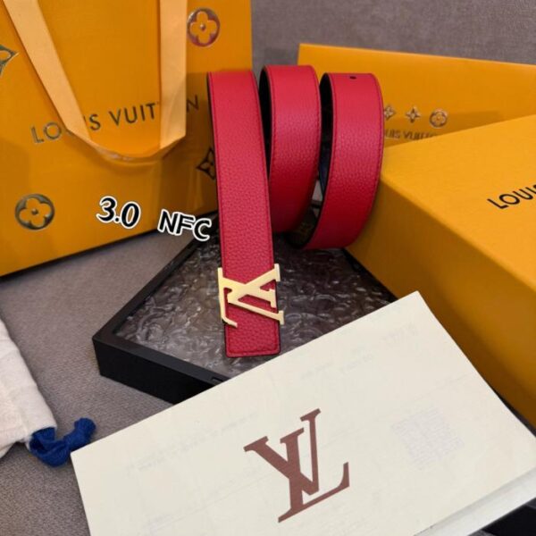 réplica,joyas,joyería,1:1,replica,fake,lujo,barato Cinturón LV Iniciales Reversible 3.0cm (F6NK1)